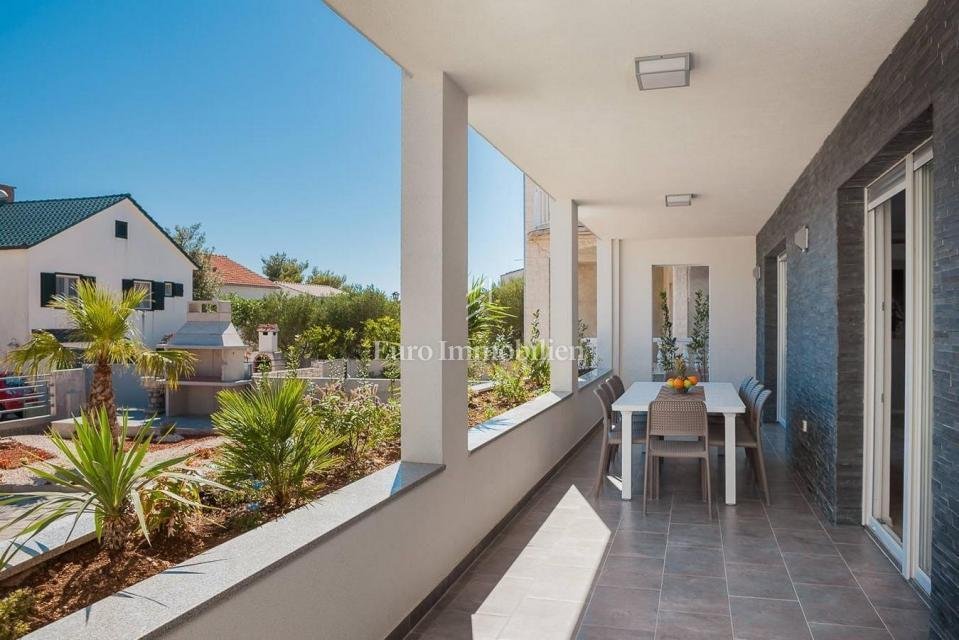 Casa a Rogosnizza, Regione di Sebenico e Tenin, Croazia 3 - 13773299