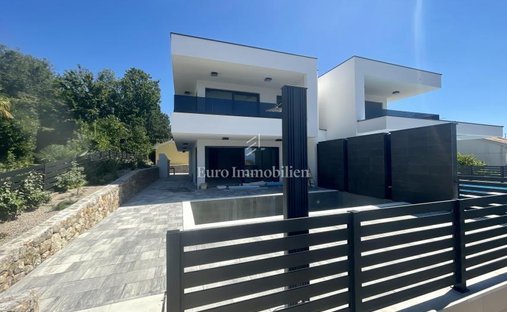 House in Njivice, Primorje-Gorski Kotar County, Croatia 1