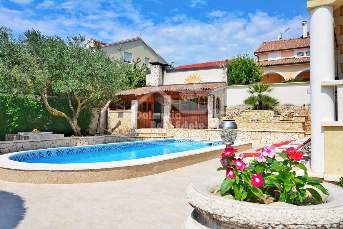 Villa in Vodice, Sibenik-Knin County, Croatia 1 - 13769361