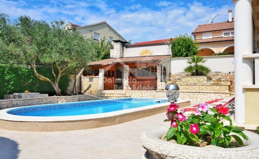 Villa à Vodice, Comitat de Šibenik-Knin, Croatie 1