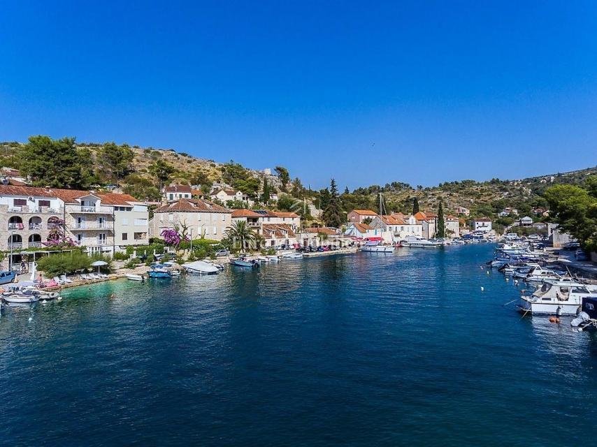 House in Dol, Split-Dalmatia County, Croatia 1 - 13771215