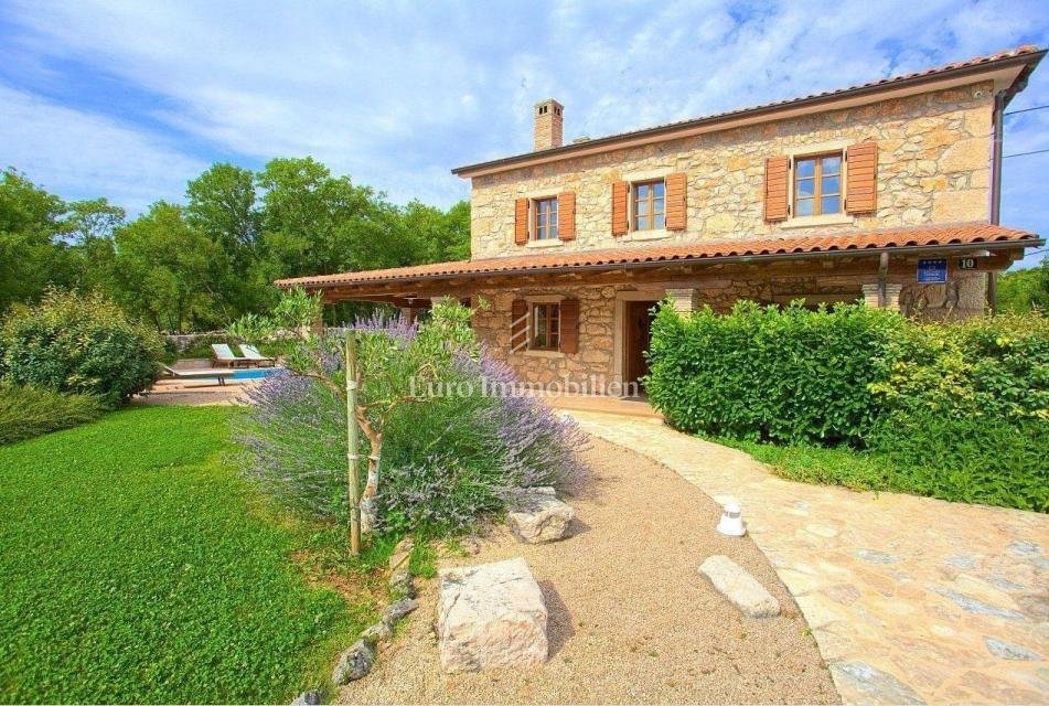 House in Dobrinj, Primorje-Gorski Kotar County, Croatia 1 - 13773225