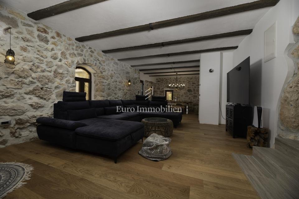 House in Vrbnik, Primorje-Gorski Kotar County, Croatia 5 - 13772865