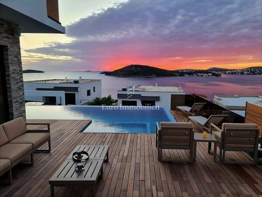 House in Rogoznica, Sibenik-Knin County, Croatia 1 - 13773233