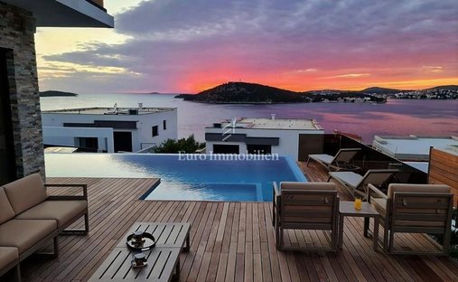House in Rogoznica, Sibenik-Knin County, Croatia 1