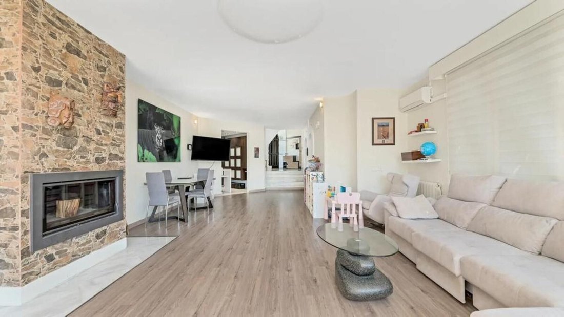 Townhouse in Marbella, Andalusia, Spain 2 - 13772827