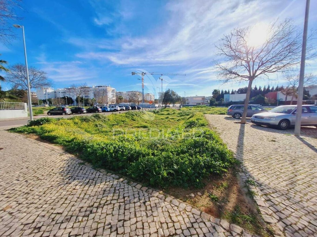 Land in Loule (Sao Clemente), Algarve, Portugal 1 - 13771339