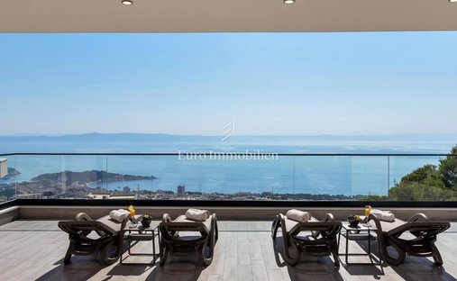 House in Veliko Brdo, Split-Dalmatia County, Croatia 1