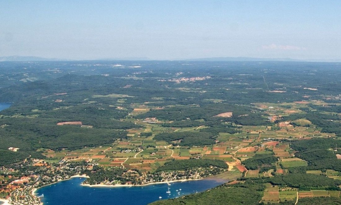 Land in Rovinjsko Selo, Istria County, Croatia 2 - 13769622