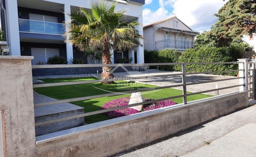 Villa en Rogoznica, Condado de Šibenik-Knin, Croacia 1