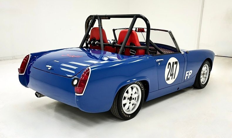 Cabriolet in Morgantown, United States 5 - 13769247