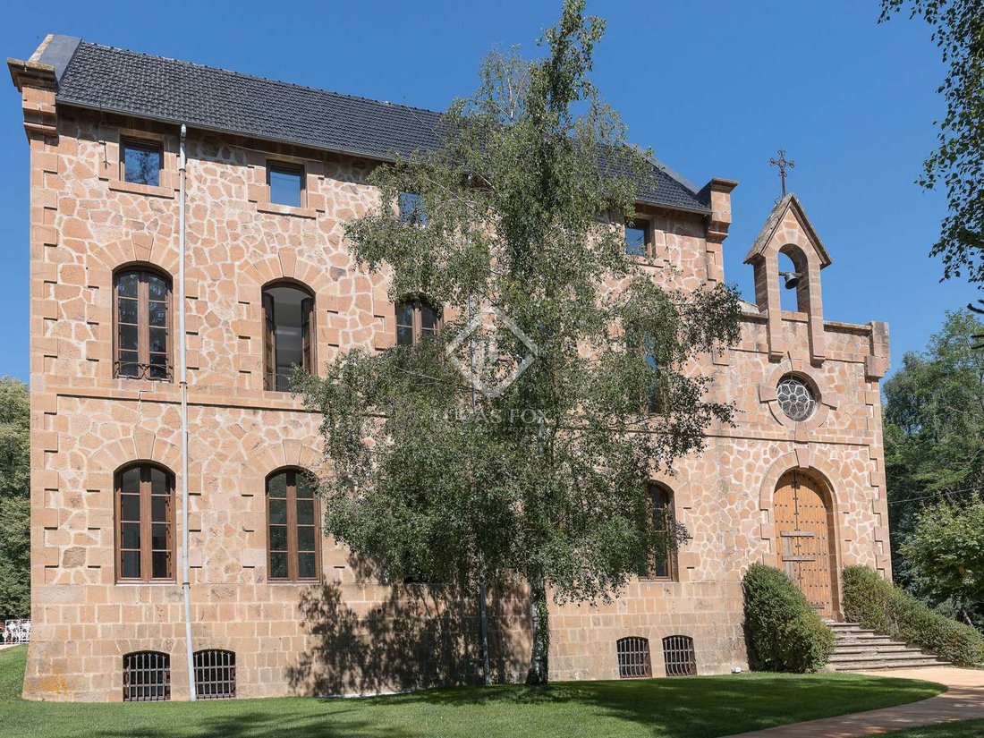 Sant Hilari Sacalm Castle / Palace In Sant Hilari Sacalm, Catalonia
