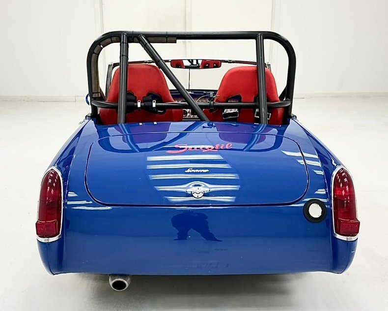 Cabriolet in Morgantown, United States 4 - 13769247