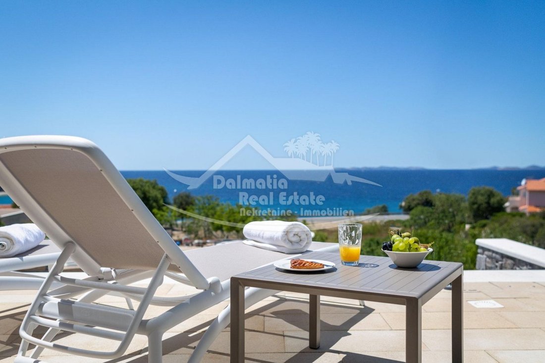 Villa in Primosten, Sibenik-Knin County, Croatia 2 - 13770212