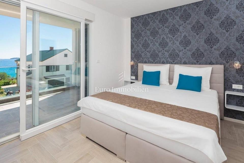 Casa a Rogosnizza, Regione di Sebenico e Tenin, Croazia 5 - 13773299