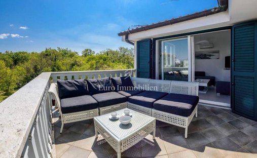 Apartment in Malinska, Primorje-Gorski Kotar County, Croatia 1