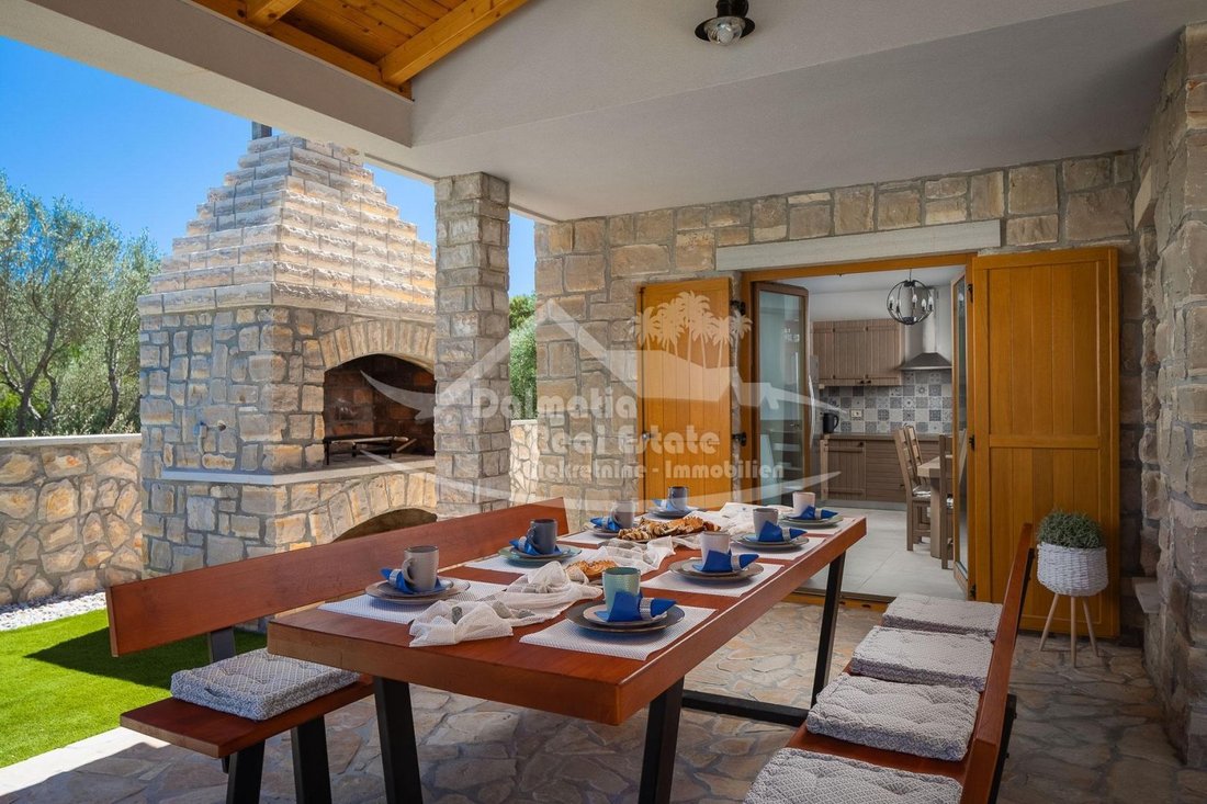 Villa in Ugljan, Zadar County, Croatia 4 - 13769340