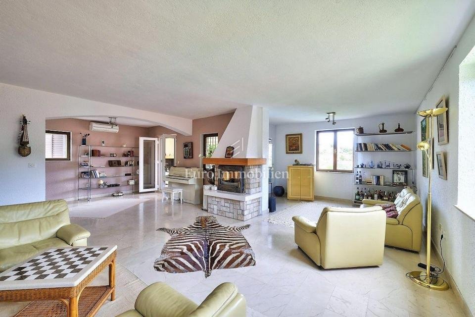 House in Dol, Split-Dalmatia County, Croatia 3 - 13773341