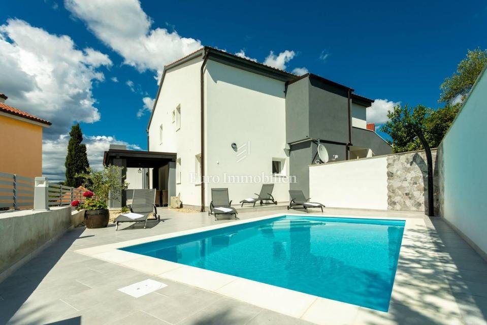 House in Soline, Primorje-Gorski Kotar County, Croatia 1 - 13773387