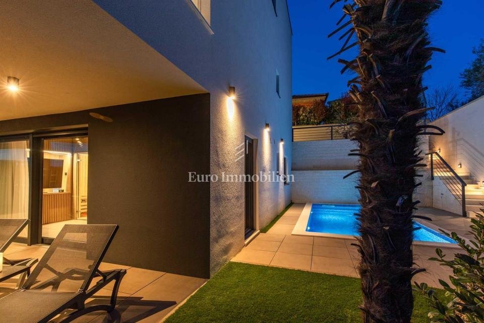 Apartment in Krk, Primorje-Gorski Kotar County, Croatia 2 - 13771579