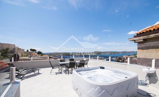 House in Gradska cetvrt Varos, Sibenik, Sibenik-Knin County 1
