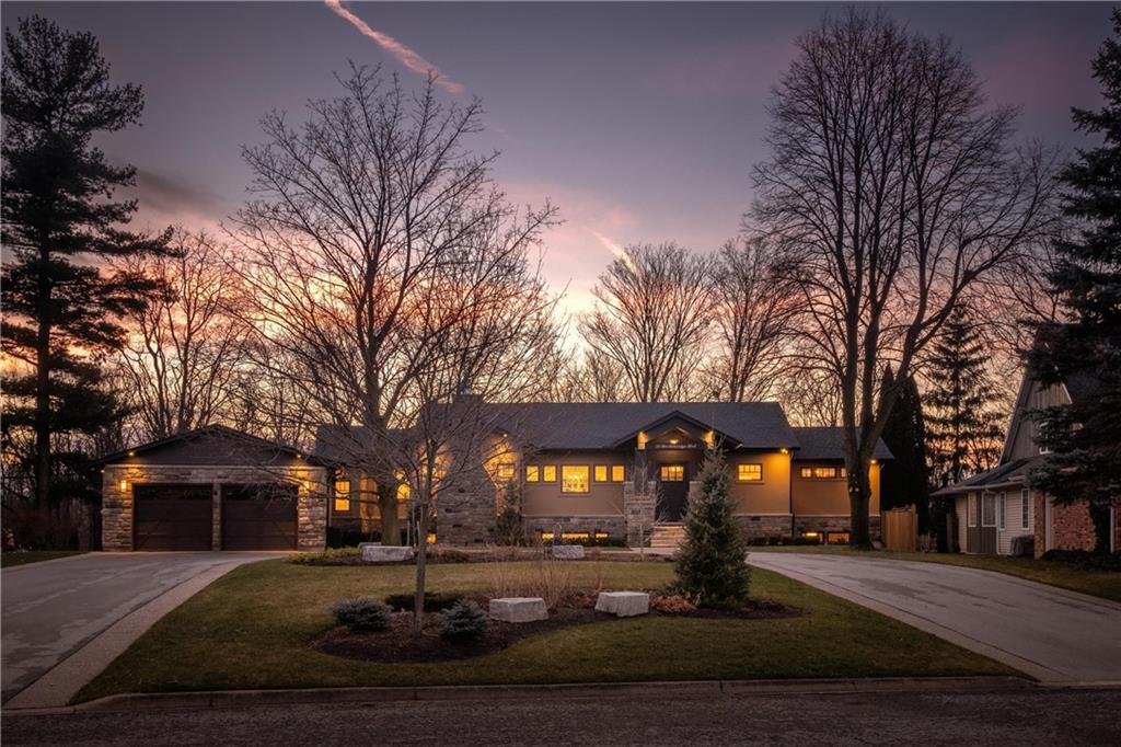 House in St. Catharines, Ontario, Canada 2 - 13773768