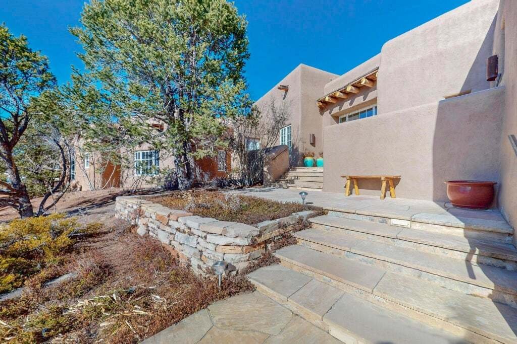 Double Gated 16 Acre Estate In Tesuque, New Mexico, United States For