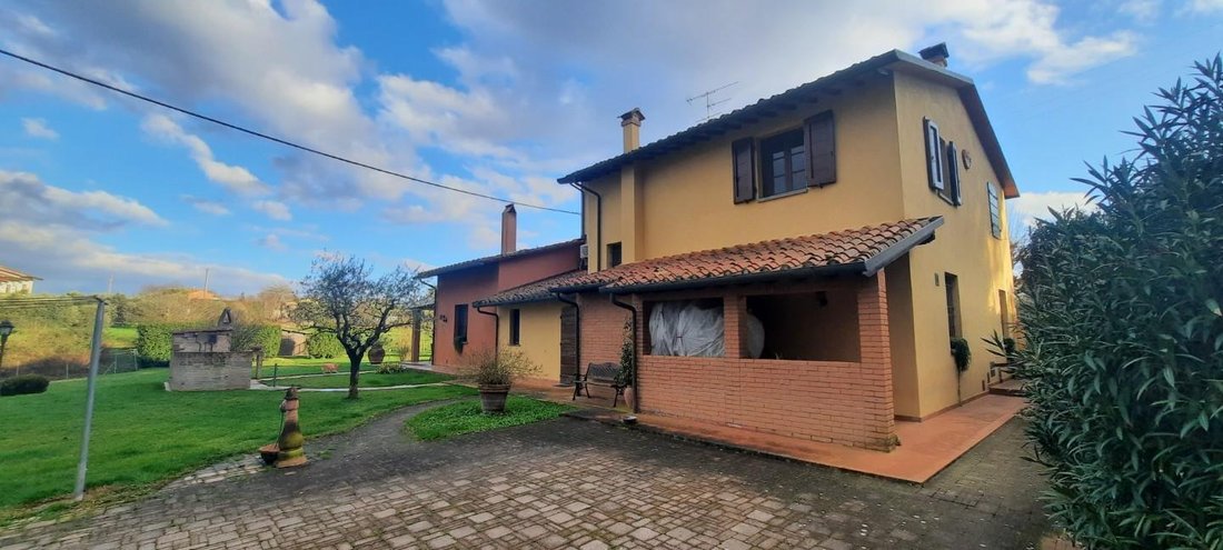 House in Santa Croce sull'Arno, Tuscany, Italy 2 - 13775905