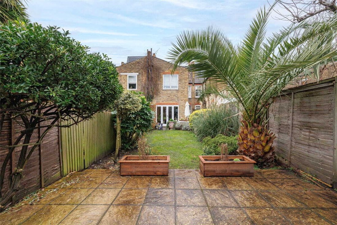 Queensmill Road, Fulham, London Sw6 In London, England, United Kingdom