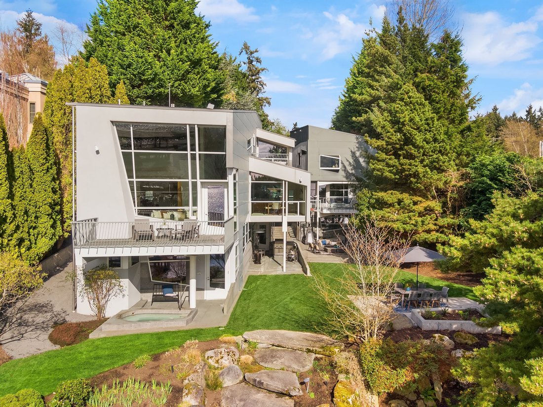 609 Evergreen Point Rd, Medina, Wa 98039 In Medina, Washington, United