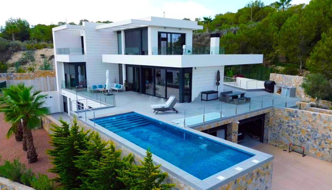 Villa in Orihuela, Valencian Community, Spain 1 - 13659342