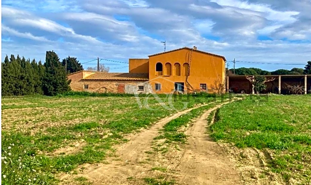 Els Masos De Pals Villa In Els Masos De Pals, Catalonia, Spain For Sale