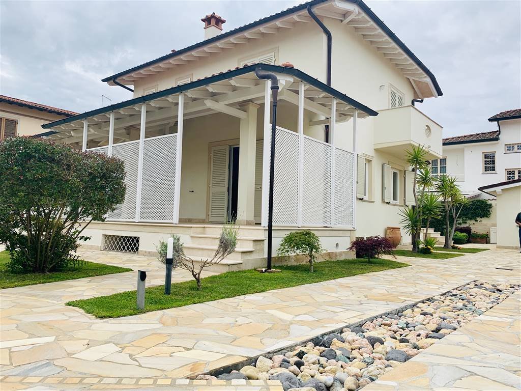 Villa in Tonfano, Pietrasanta, Italy 1 - 13787360