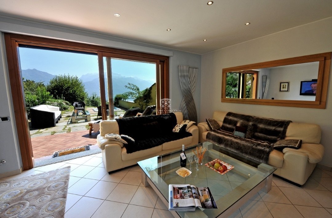 Croce Amore In Menaggio, Lombardy, Italy For Sale (11229325)
