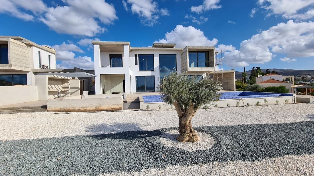 Villa in Peyia, Paphos, Cyprus 1 - 12377248
