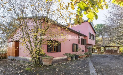 Villa in Gavorrano, Tuscany, Italy 1