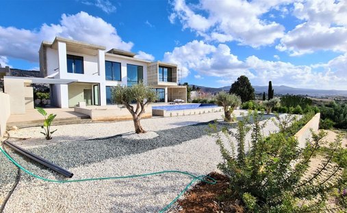 Villa in Pegeia, Paphos, Zypern 1