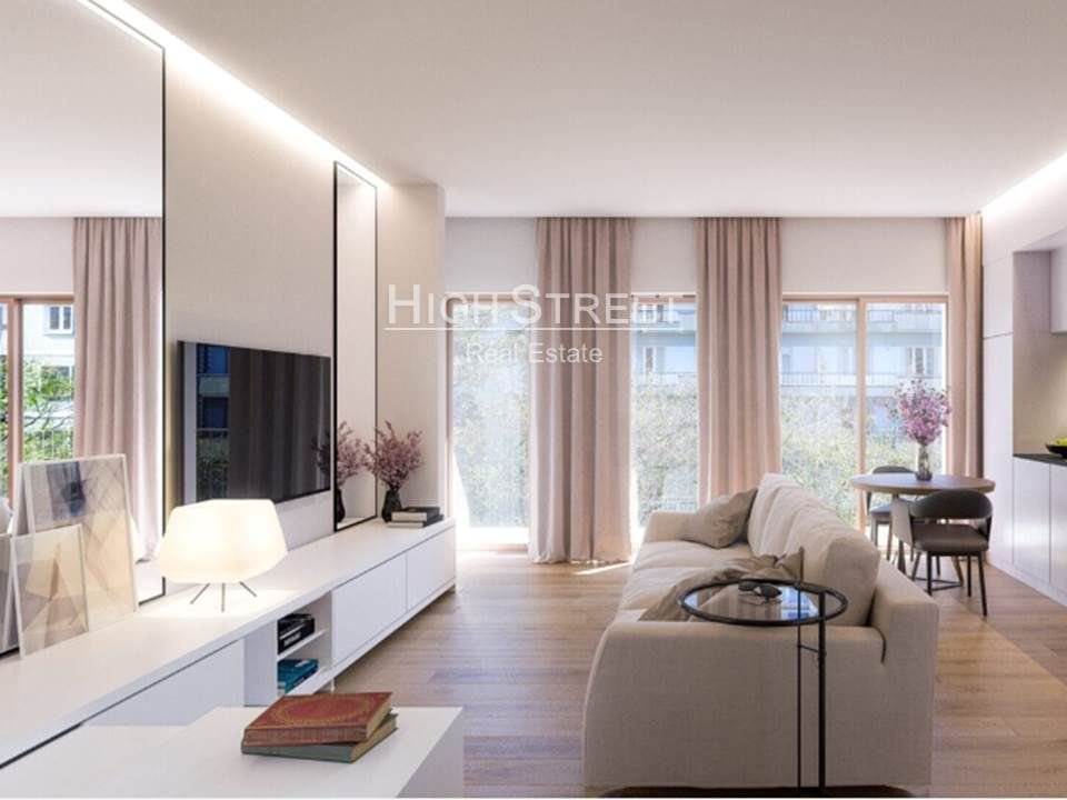 Apartment in Avenidas Novas, Lisbon, Portugal 1 - 13785304