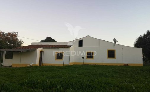 House in Santiago do Cacem, Santa Cruz e Sao Bartolomeu da Serra, Setubal, Portugal 1