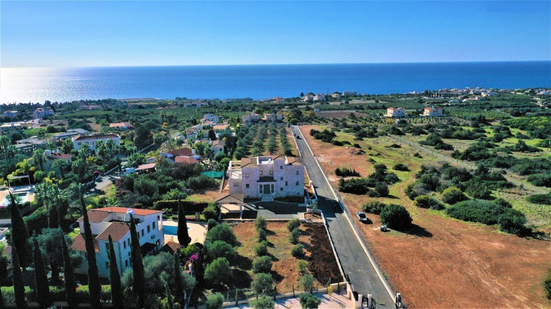 Villa in Peyia, Paphos, Cyprus 1 - 11107840