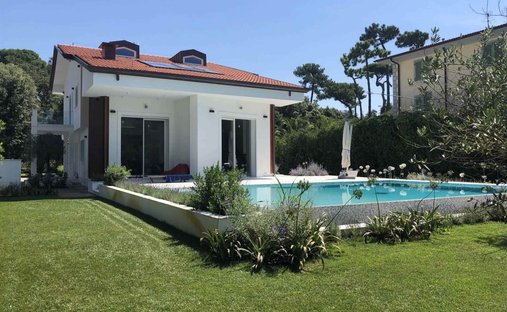Villa in Tonfano, Pietrasanta, Italy 1