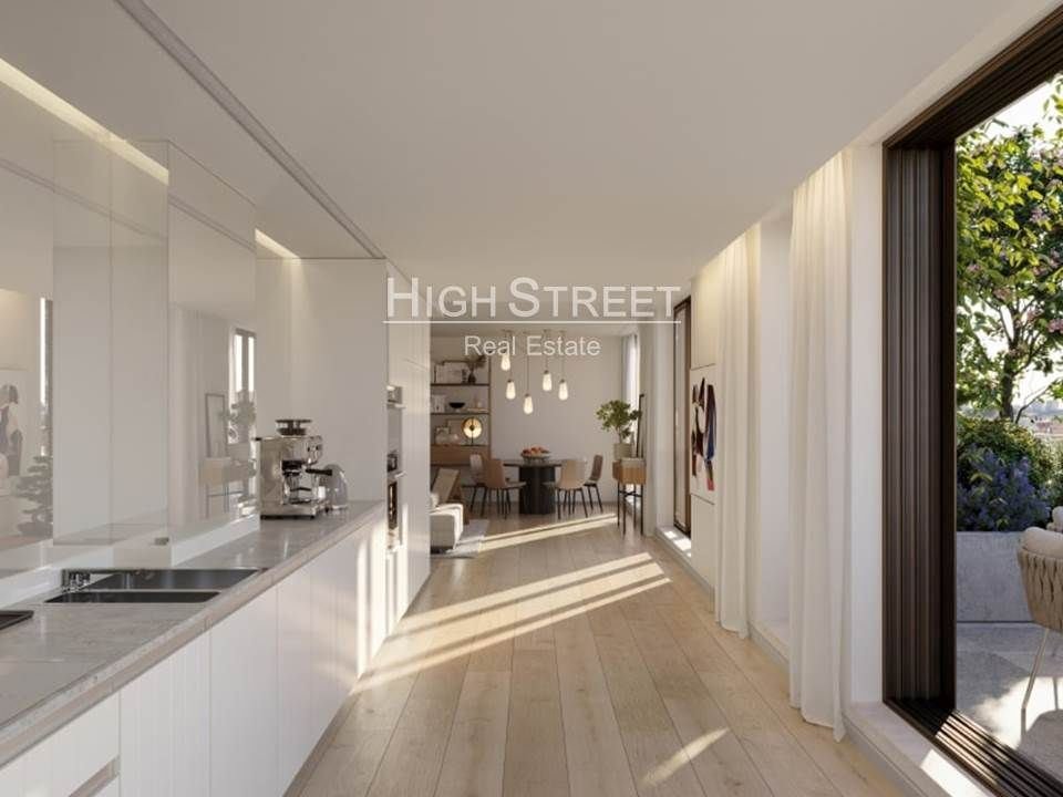 Apartment in Alvalade, Lisbon, Portugal 4 - 13785172