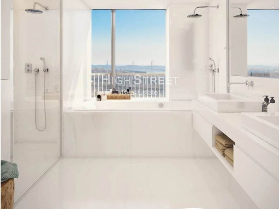 Apartment in Campolide, Lisbon, Portugal 5 - 13785219