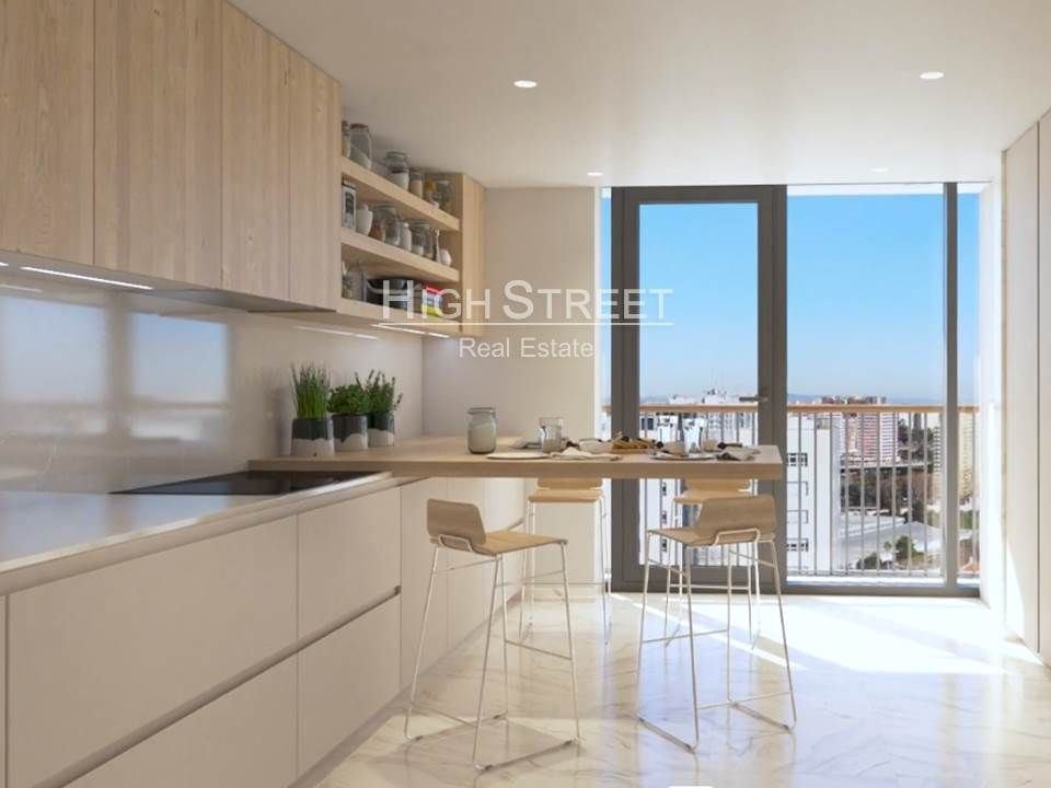 Apartment in Campolide, Lisbon, Portugal 4 - 13785225