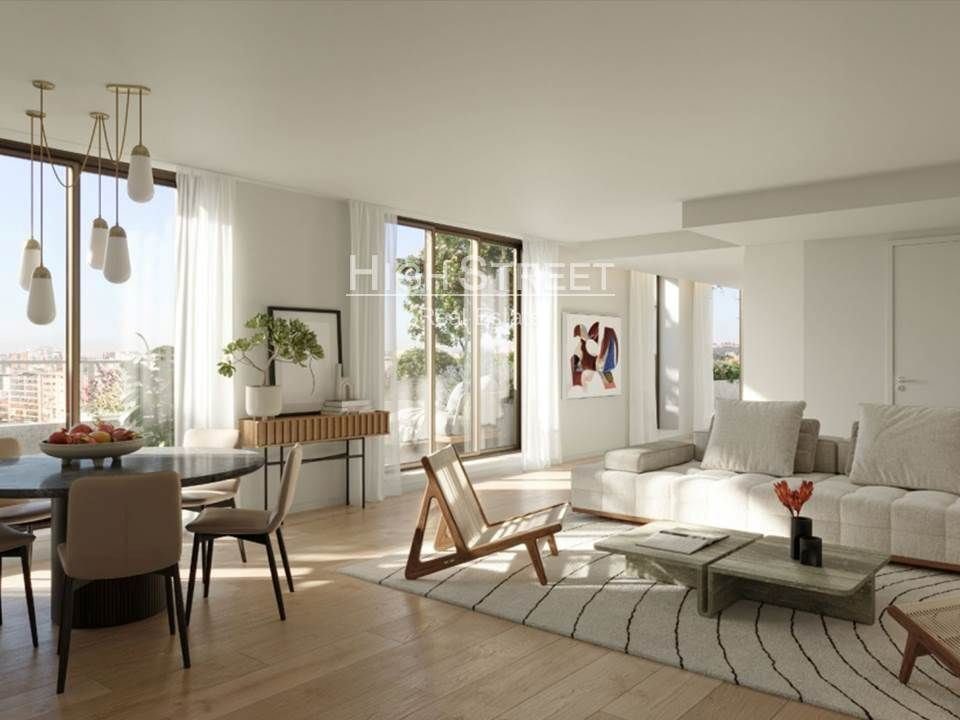 Apartment in Alvalade, Lisbon, Portugal 1 - 13785172