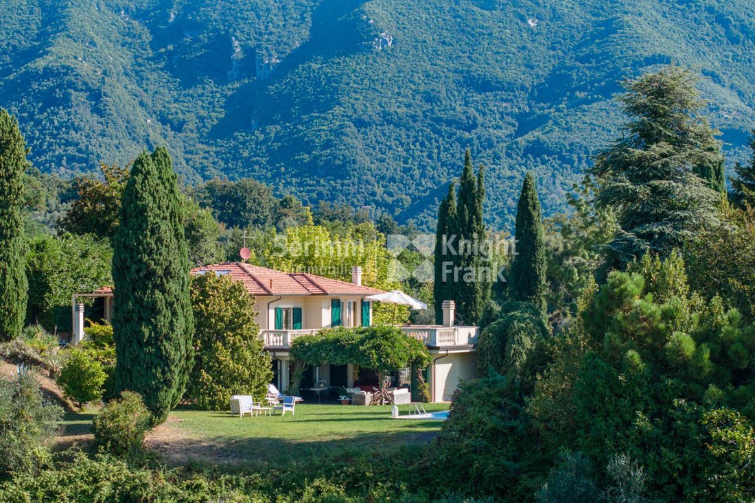 Villa in Camaiore, Tuscany, Italy 3 - 13789055