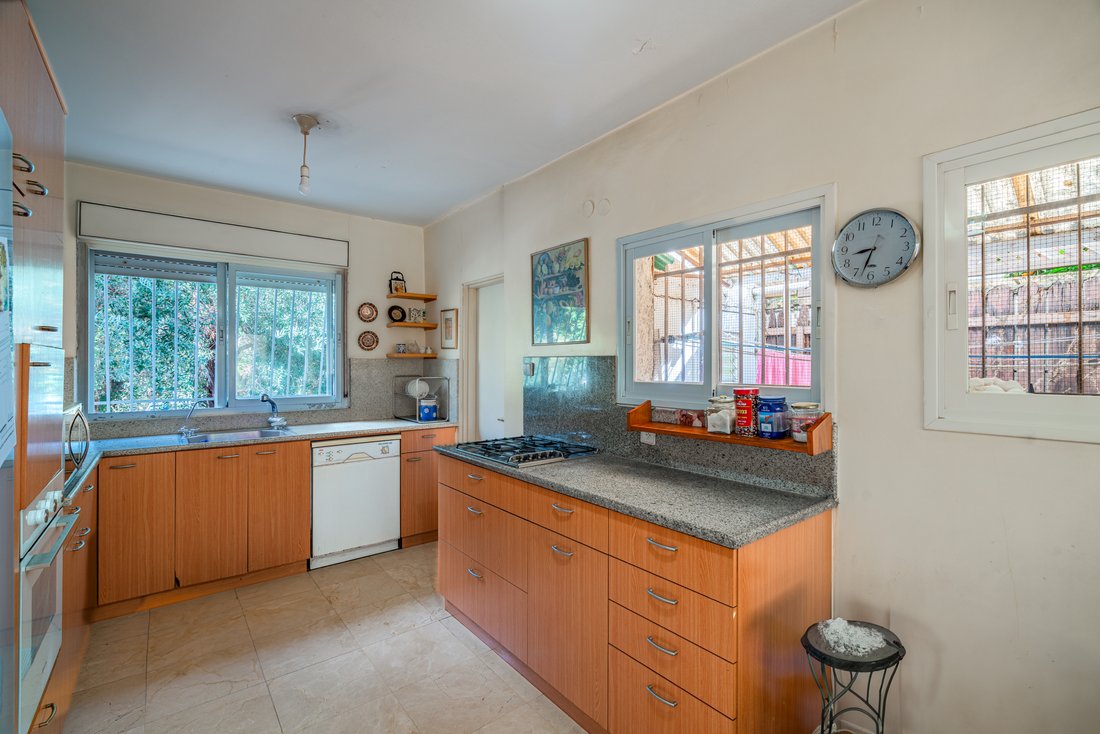 House in Tel Aviv-Yafo, Tel Aviv District, Israel 5 - 13789138