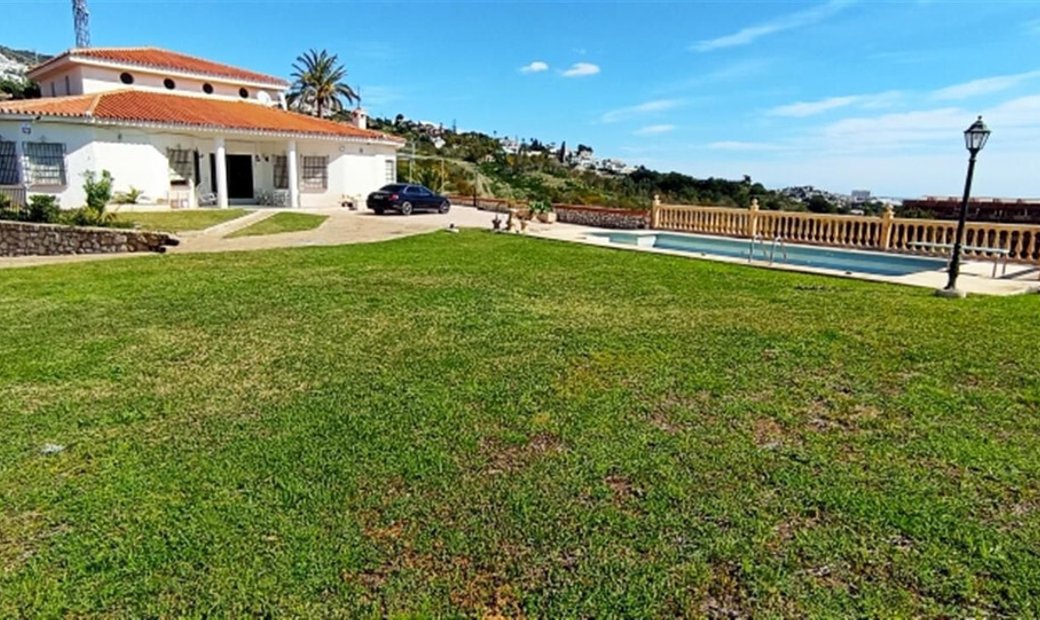 Detached Villa For Sale In La Capellania, In La Capellania, Andalusia