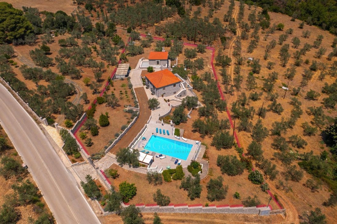 Villa in Community of Asklipieio, Asklipieio, Greece 2 - 13790851