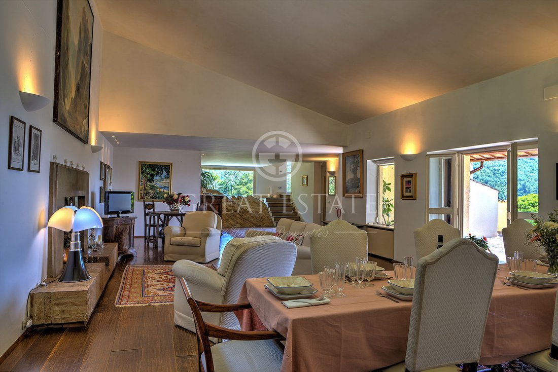 Estate in Historic Center, Foligno, Umbria 5 - 13790175